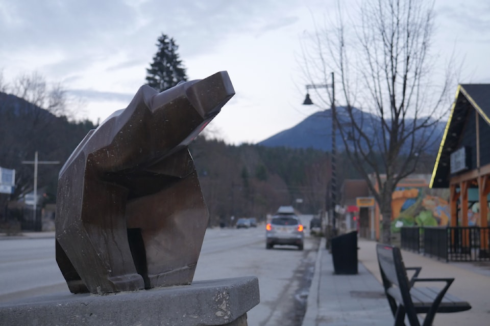 nakusp-bear