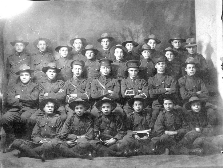 21377revelstoke772-High-School-Cadets-1916-BW
