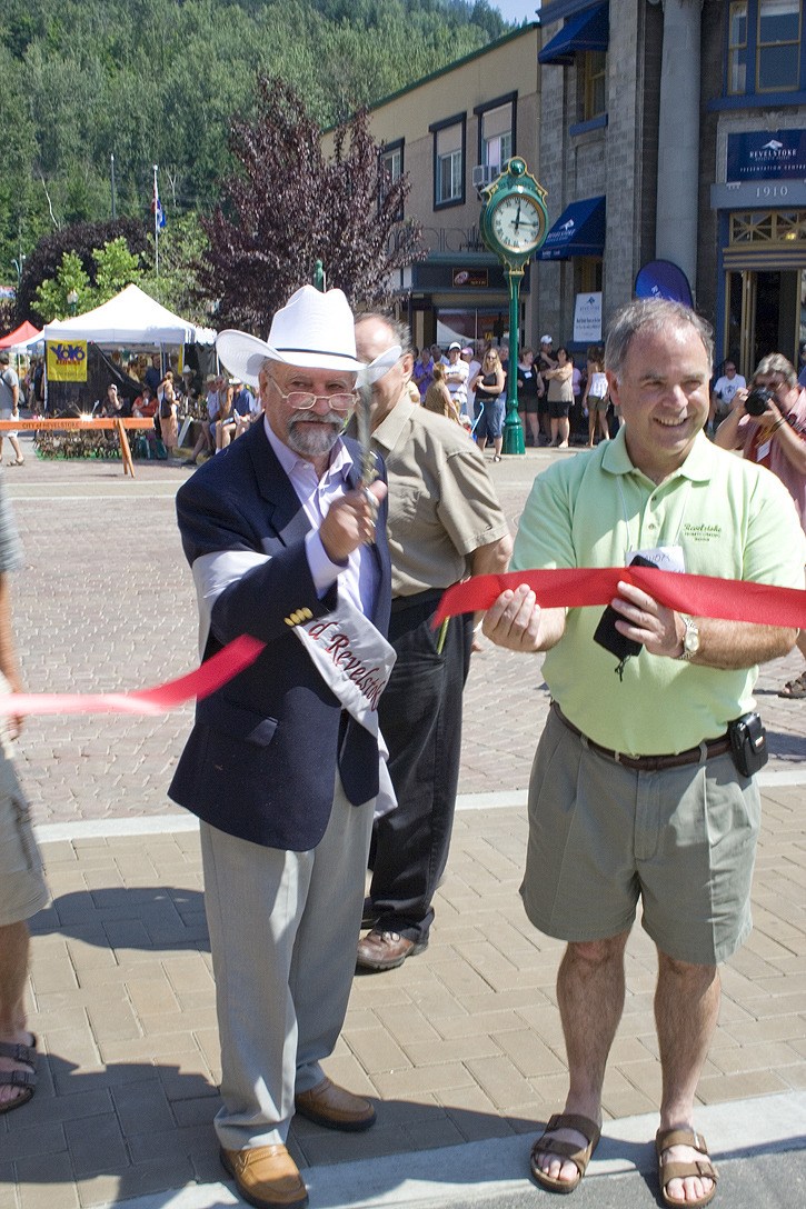 James Baring, 6th Baron Revelstoke, dies at 73 Revelstoke Review