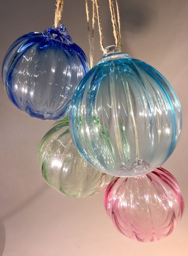 38626revelstokeLeahDuperreaultGlassornaments