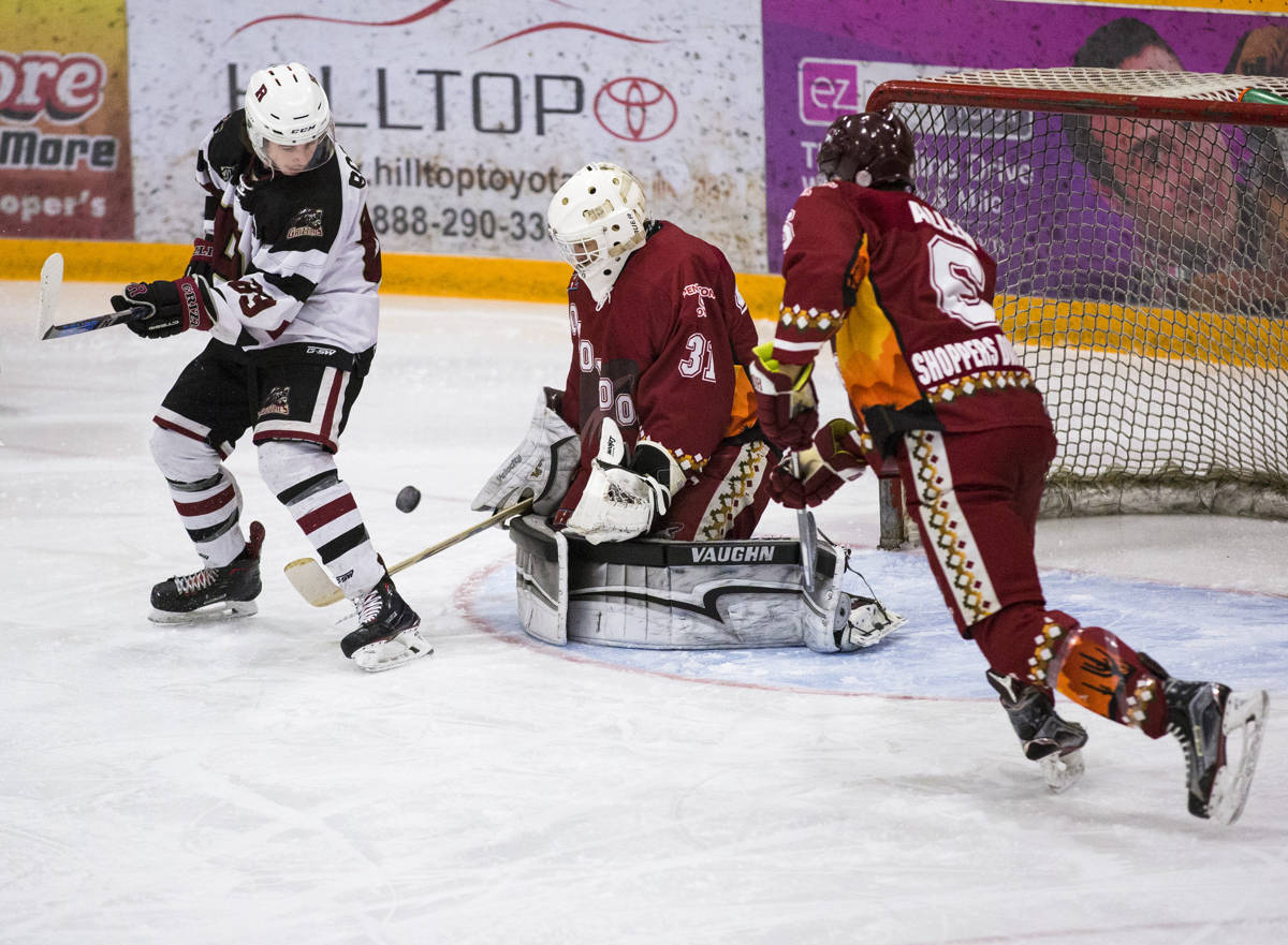 11159201_web1_180323-RTR-grizzlies-v-coyotes-g5-01