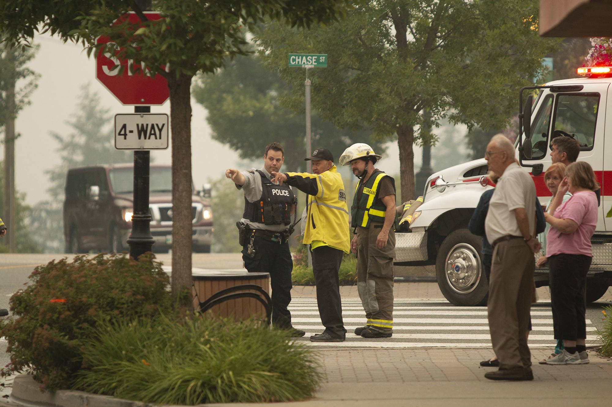 13105680_web1_180815-SAA-Chase-Fire-police