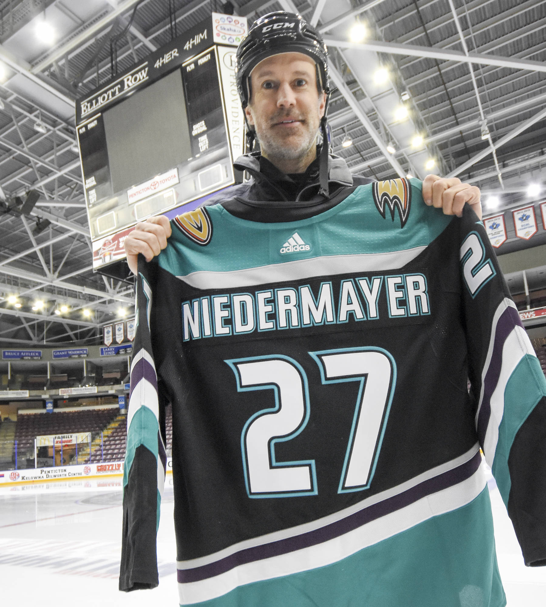 Niedermayer jersey retirement ceremony a dream come true - Penticton  Western News