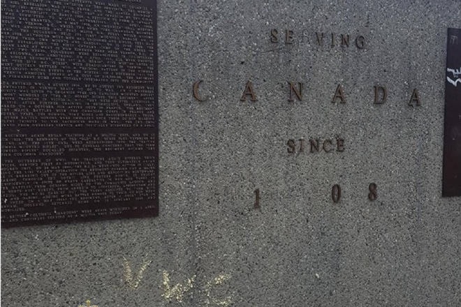 16672788_web1_190503-VMS-war-memorial-defaced