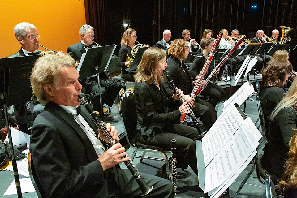 18883808_web1_copy_Impress-OkanaganSymphony1