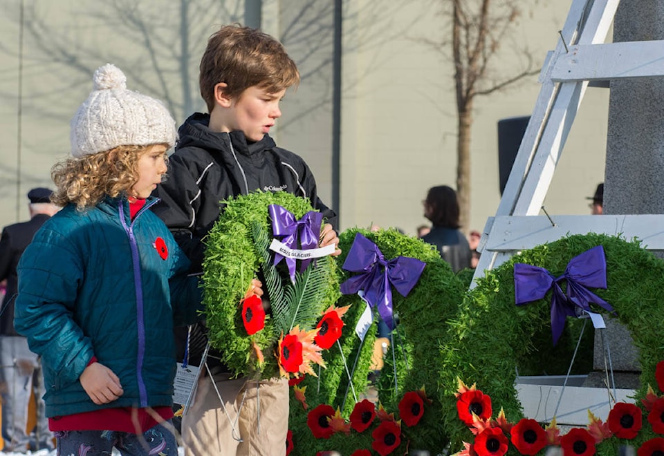 19242578_web1_191107-RTR-remembrance-day-revelstoke-2018_14