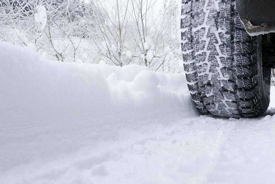 26748737_web1_171123-HSL-wintertire