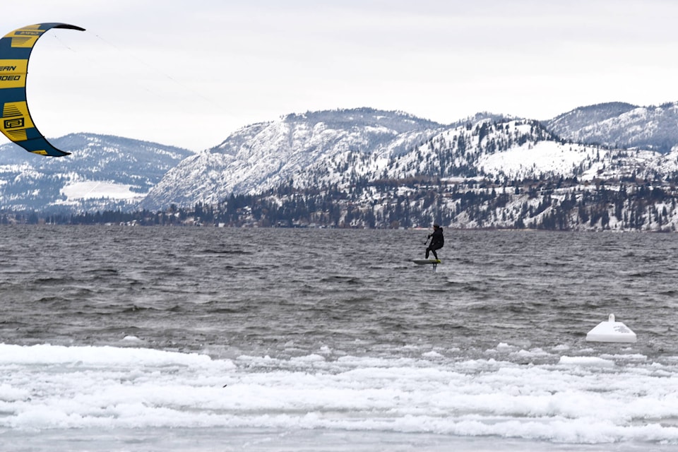 Kiteboarders catching some waves on a chilly Skaha Lake Jan. 2. (Monique Tamminga Western News)