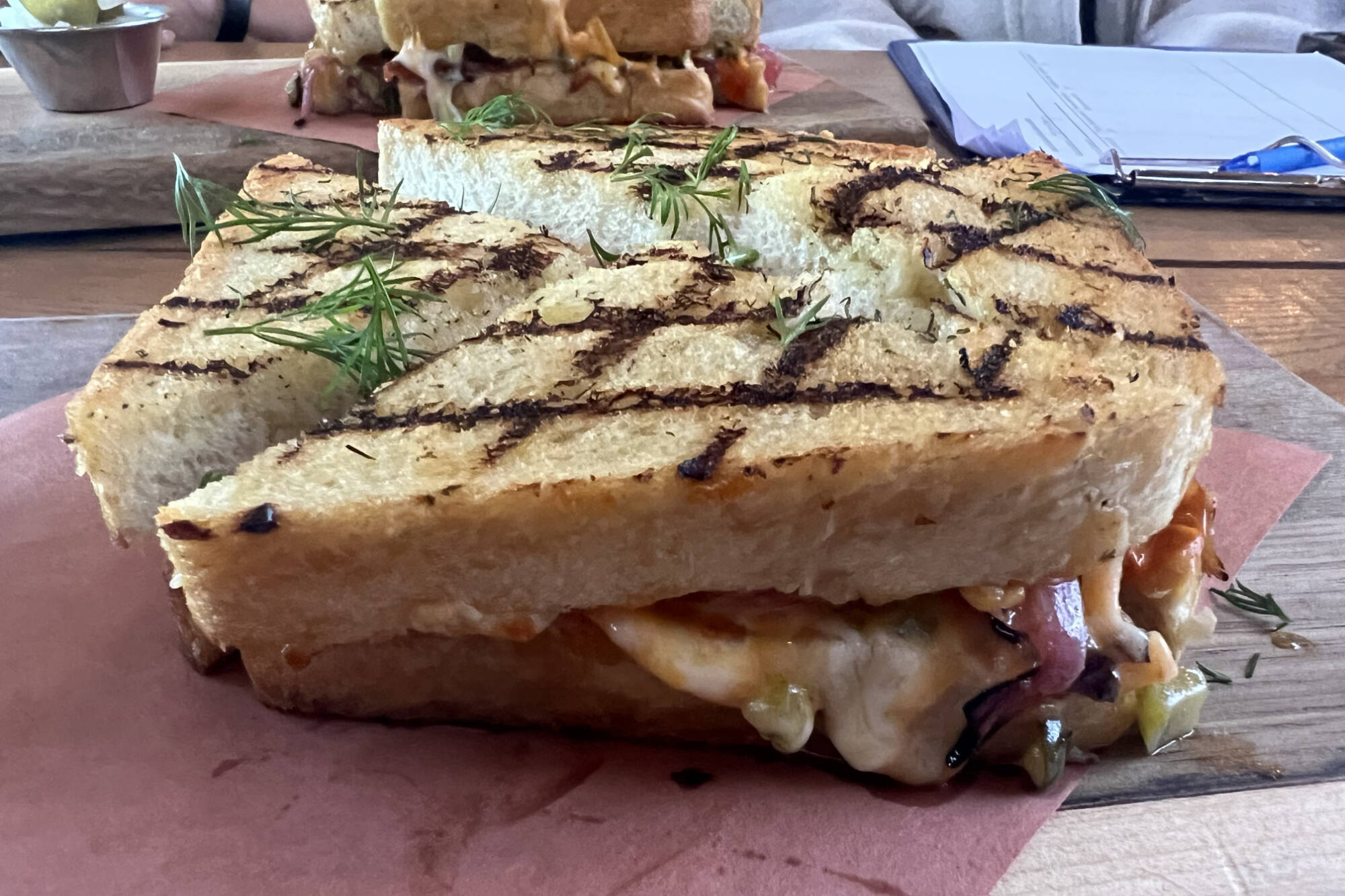32305934_web1_230406-VMS-grilled-cheese-comp-1_1