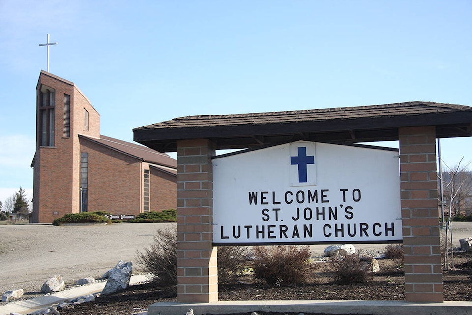 32368418_web1_180411-VMS-church1-web