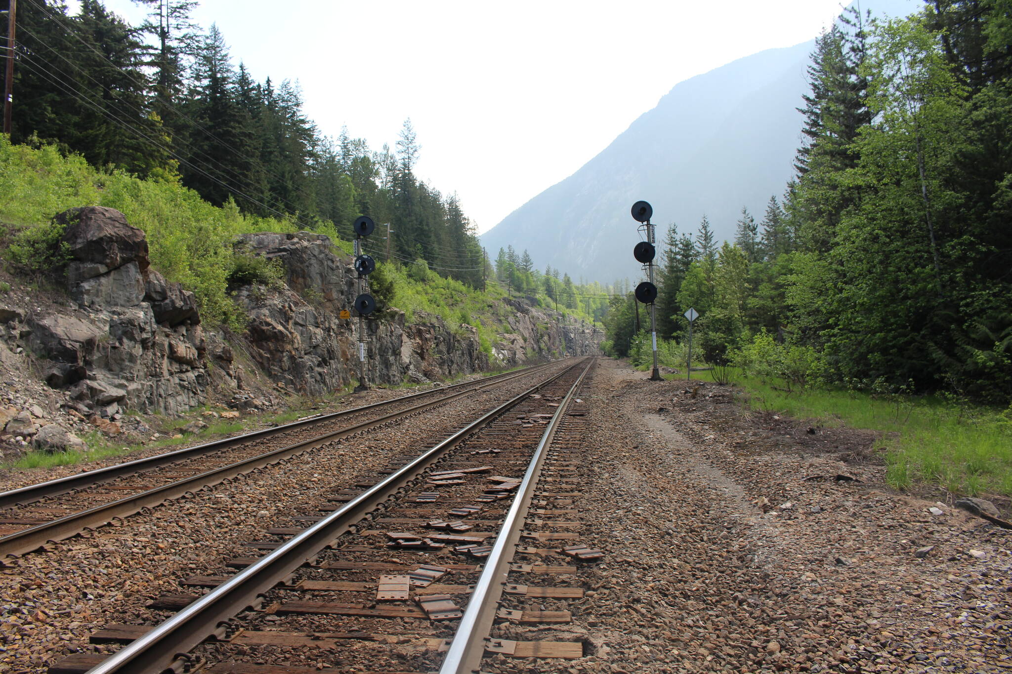 The Box Canyon log jam is near the CP rail tracks, making it even more difficult to access. (Zachary Delaney/Revelstoke Review)