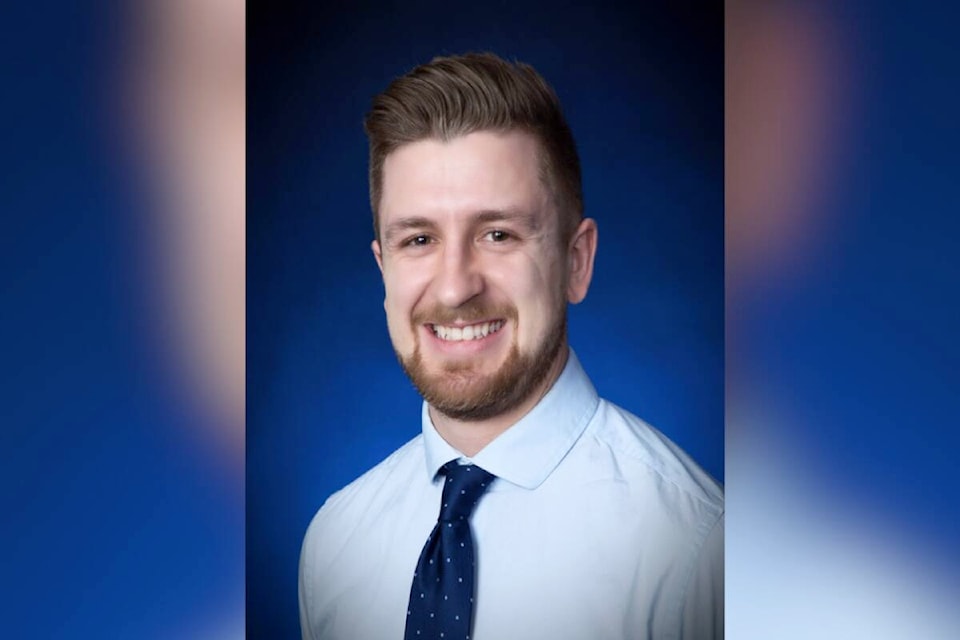 33248062_web1_230704-VMS-vernon-man-gets-highest-pharmacy-exam-mark_1