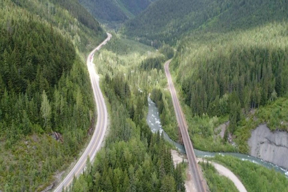 33508385_web1_230810-RTR-LANE-WIDENING--lane_1