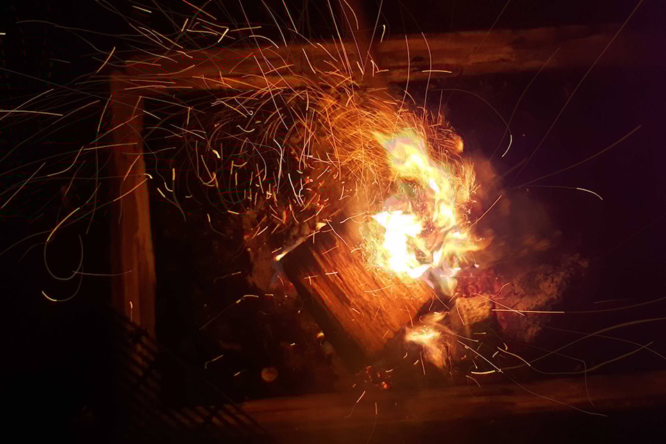 33697183_web1_Campfire_Stock_McLachlanP_20200509_000608