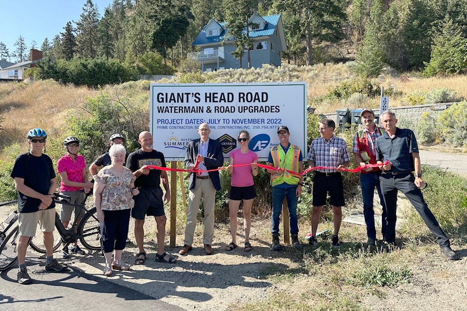 33818178_web1_230914-SUM-GH-Road-completed-SUMMERLAND_1