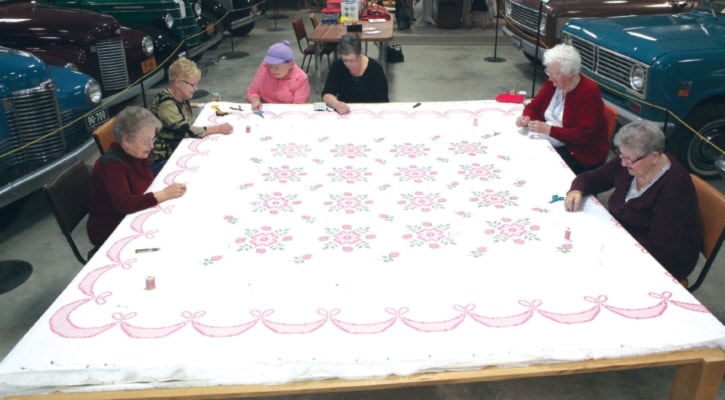 87397rimbeyQuilters110414