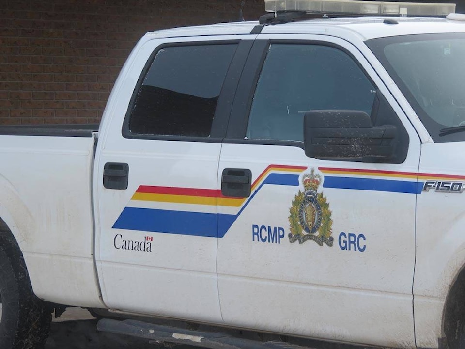 12344891_web1_IMG_revrcmp-truck2249