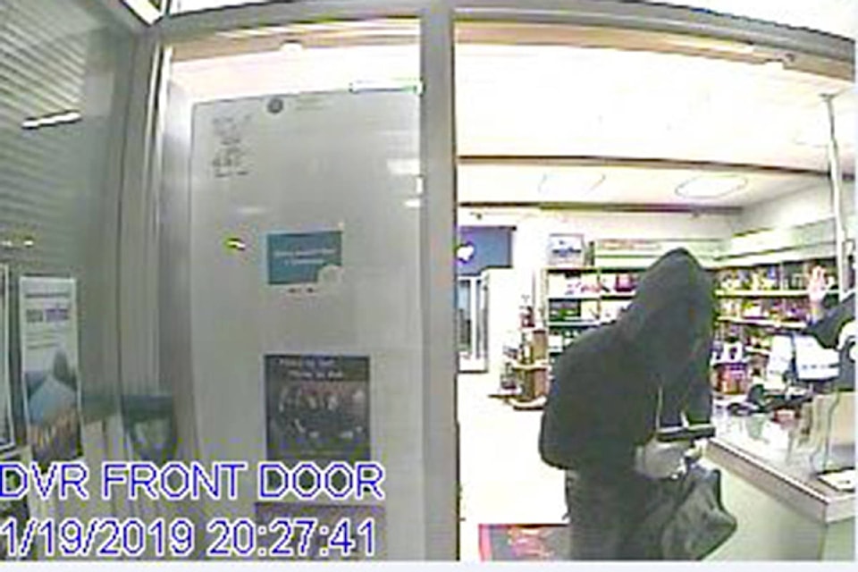 15213826_web1_190129-RIM-armed-robbery_2