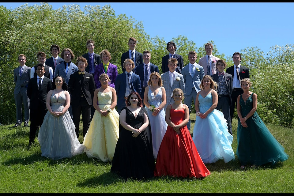 The Bentley School Grad Class of 2021. (Photo by Lifetouch Canada Inc.)
