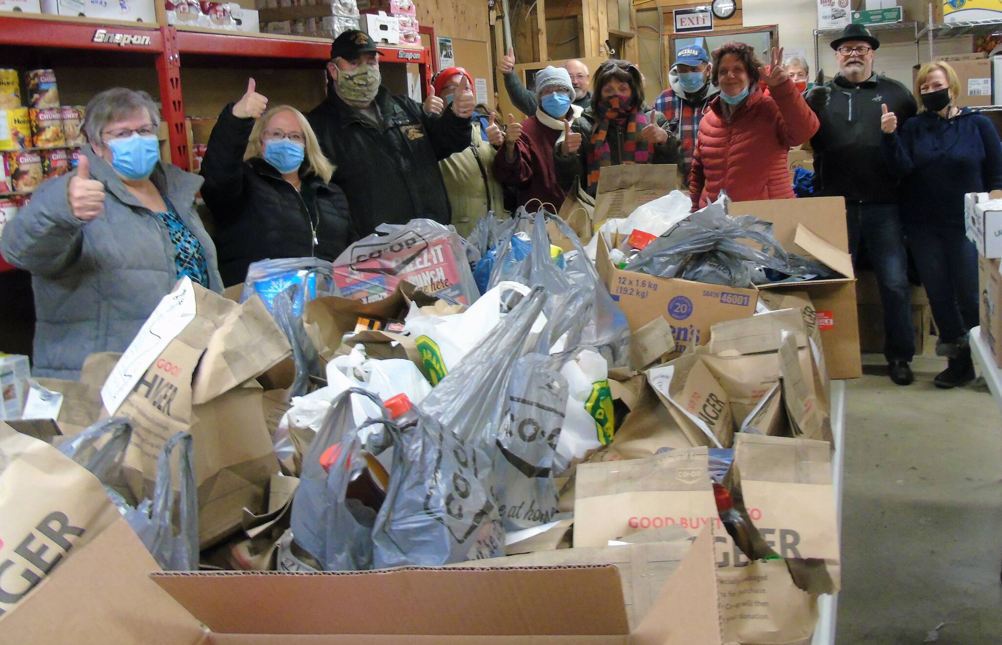 27492301_web1_211214-RIM-lions-food-bank-lions-food-bank-rimbey_2