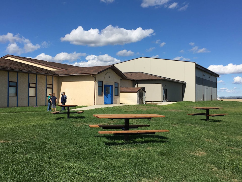 28563201_web1_220331-RIM-Rimbey-Christian-SChool-auction_1