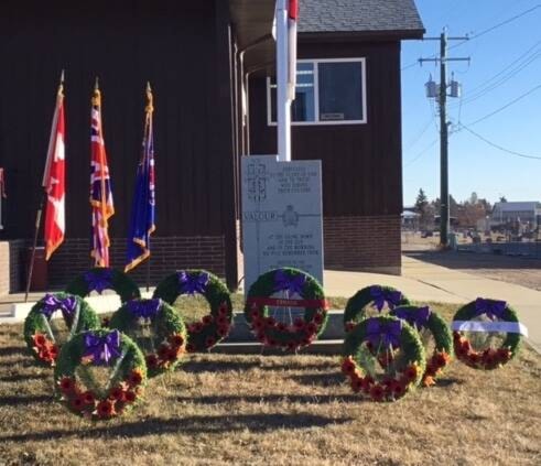 30780567_web1_211116-RIM-remembrance-day-service-rimbey-remembrance2021_1