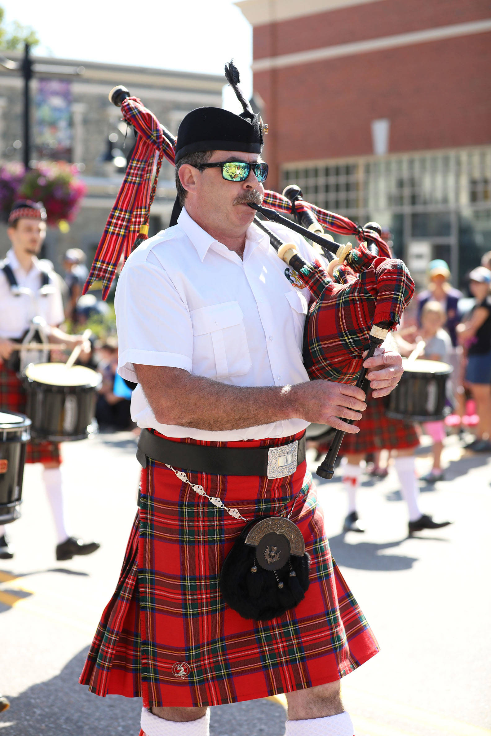 18433386_web1_190912-TRL-pipeband-45