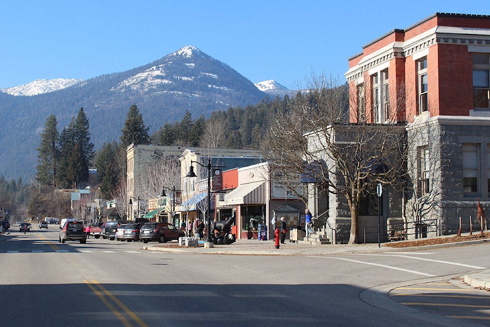 21474146_web1_181206-TRL-rossland-city-nov2018