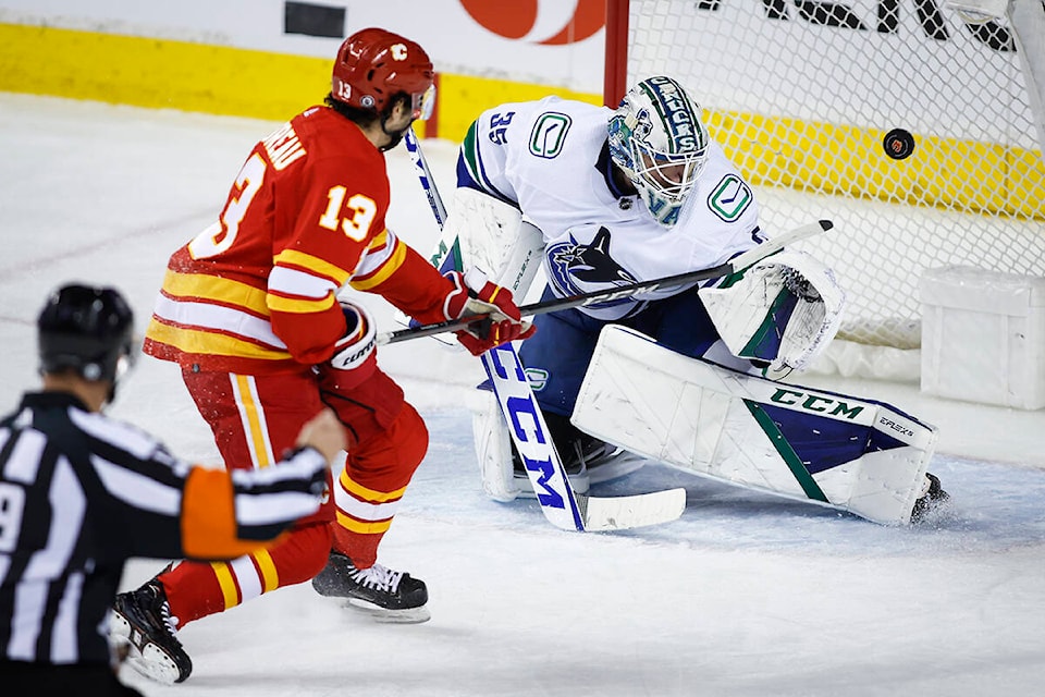 Canucks Goalie Jacob Markstrom Records First Shutout In 129th Game