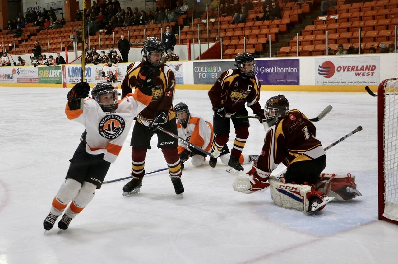 Trail`s Easton Fowler scores to make it 3-0 Jr. Smokies against the Quesnel Thunder on Sunday at the Trail Memorial Centre. Photo: Jim Bailey