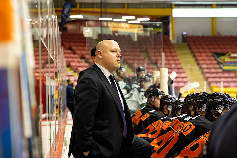 30223163_web1_220901-TDT-Smoke-eaters-dd_1