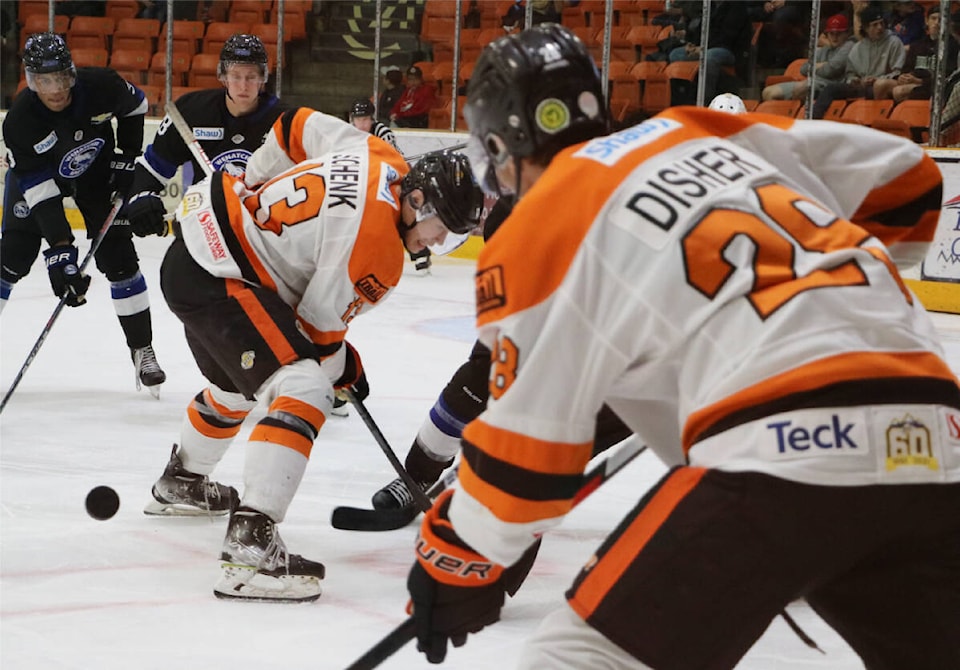 30752875_web1_221020-tdt-Smoke-Eaters-ss_1