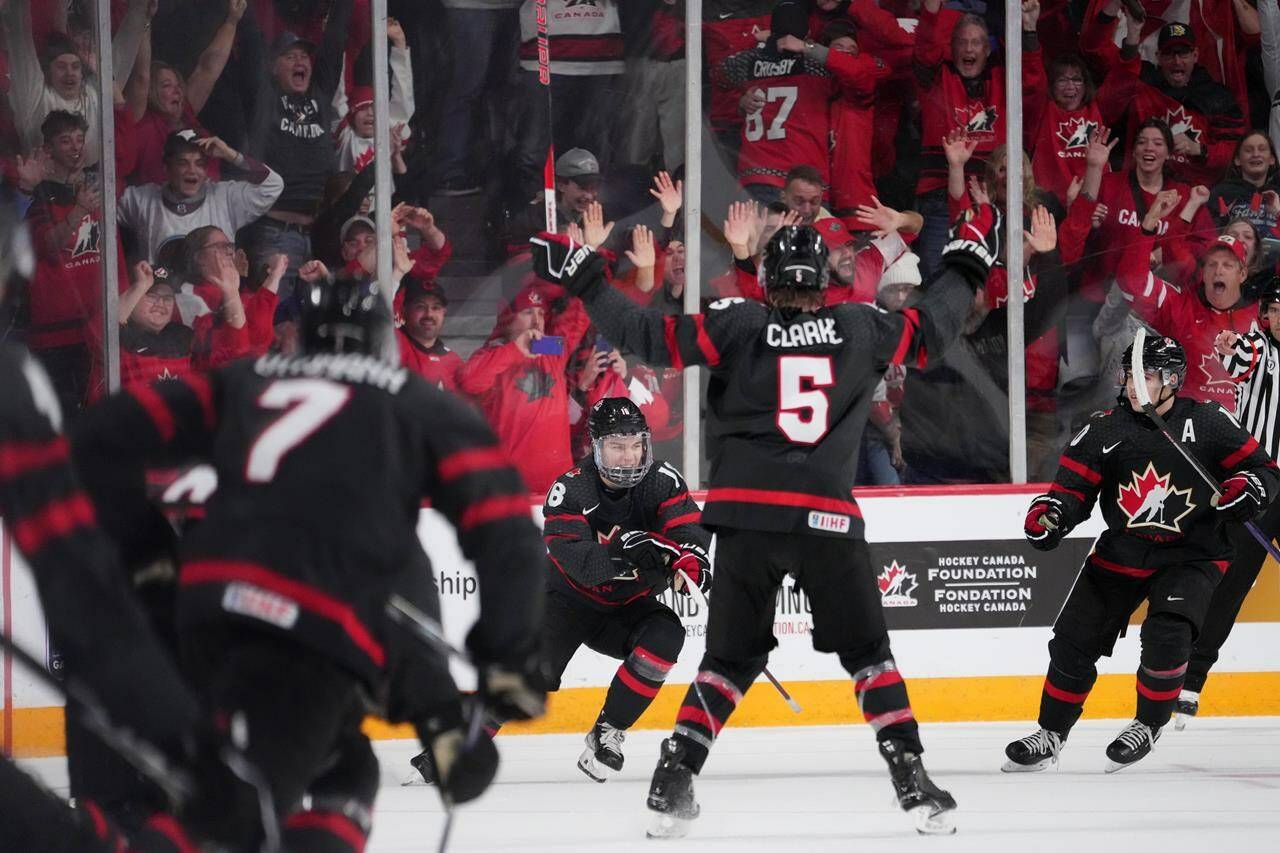 Canada roars back to beat the U.S. at world juniors