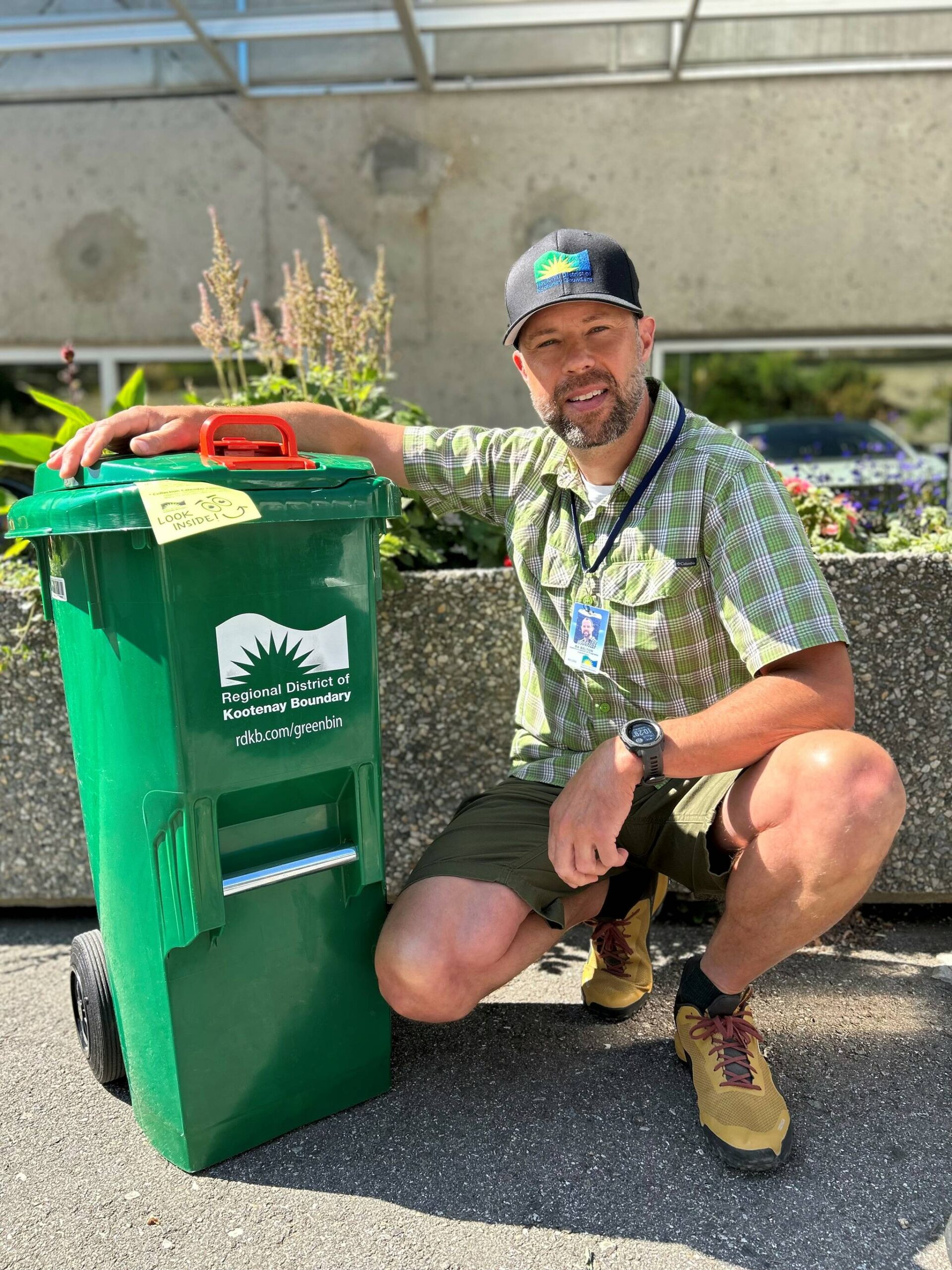 Green bins drop in Trail area neighborhoods this month Rossland News