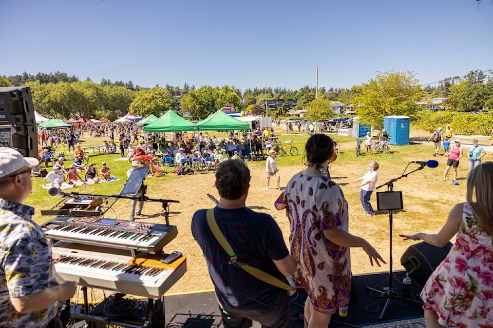 230707-sne-cadboro-bay-festival_2-1