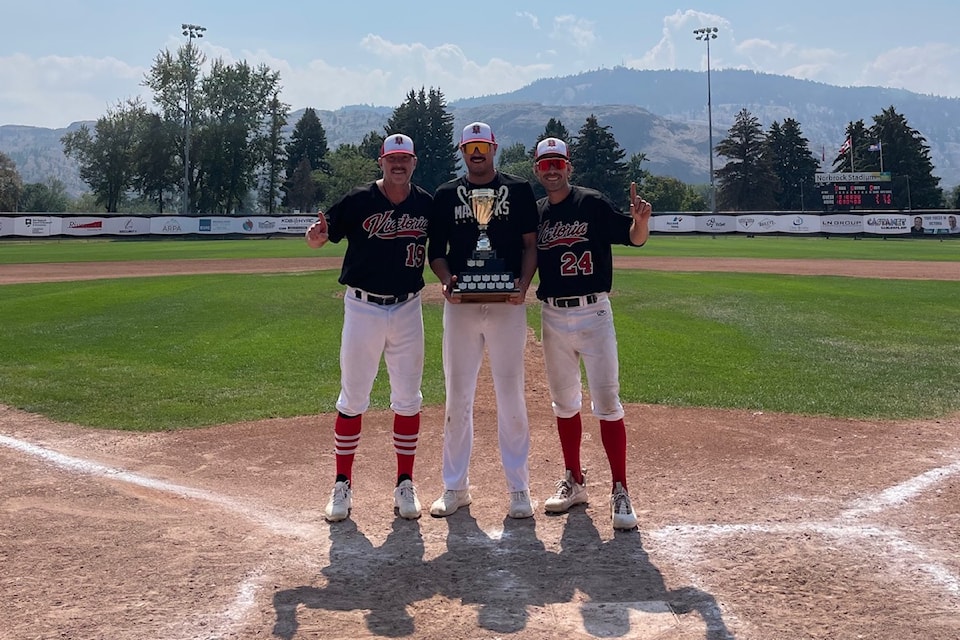 240908-mavericks-baseball-provincial-victory-2