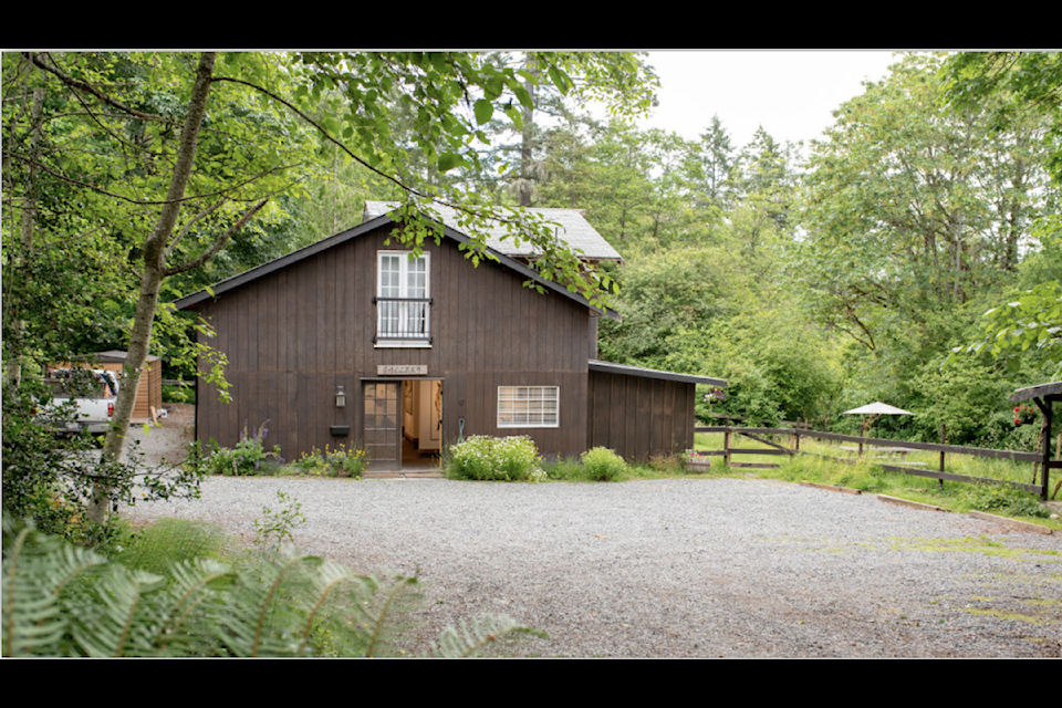 Art in The Barn Gallery in Saanich.