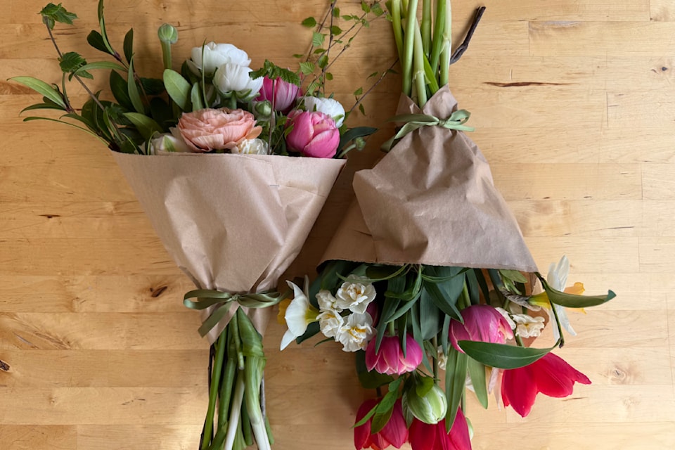 House of Orange Farm hosts a pop-up Mother’s Day market with ready made bouquets May 10 and 11 at the farm stand (5987 Oldfield Rd.) and Sunday, May 11 from 2 to 4 p.m. The grower herself is on hand for a build-your-own bouquet bar.

