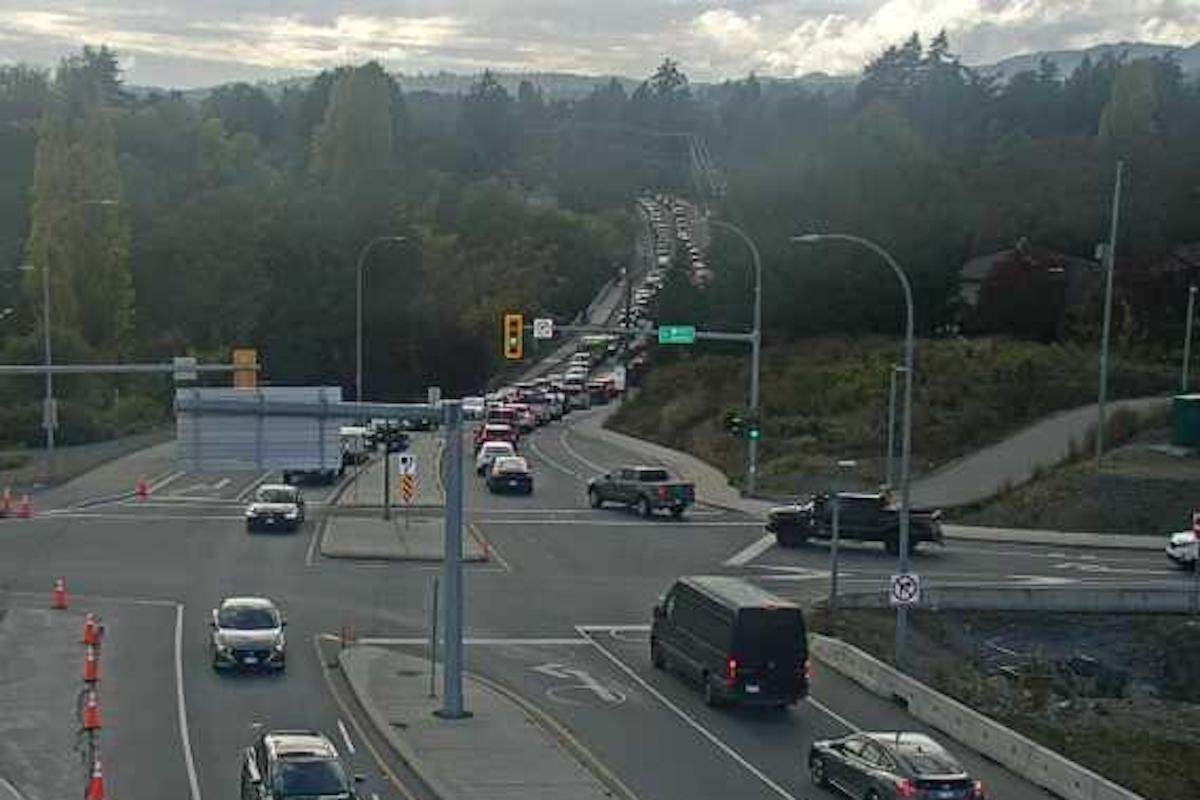 Trans-Canada northbound lanes reopened after crash near McKenzie Ave