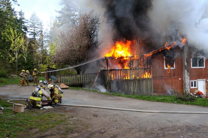 16927sidneyPauquachin-house-fire-April-2011