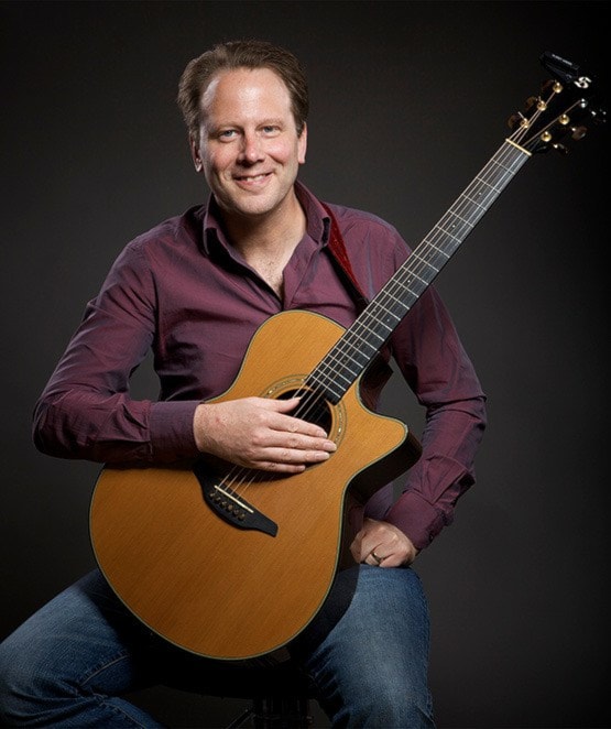 Brian Gore, founder of International Guitar Night, returns to UV