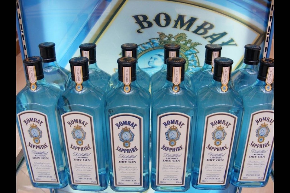 web1_170504-BPD-M-Bombay_Sapphire_-_bouteilles