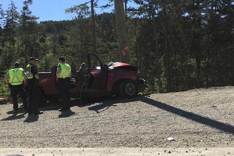 12386953_web1_180619-CCI-M-Malahat-truck-crashJune18