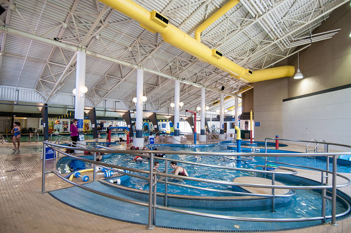 15283823_web1_190204-Impress-SNE-SaanichRecreation-Swimming_3