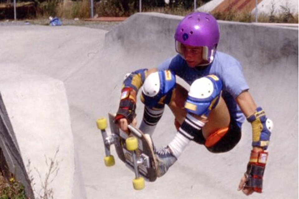 19953551_web1_SKATEwaver