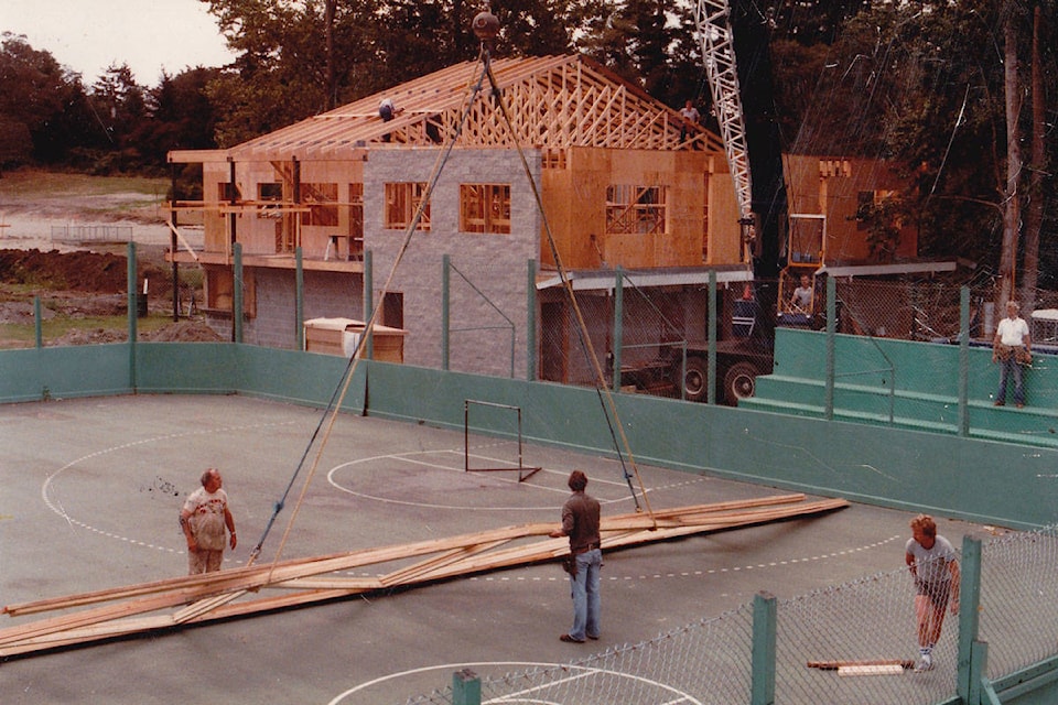 The Braefoot Community Association built the Braefoot Park clubhouse in the mid-1980s and continued to add on over the years. (Photo courtesy Lee Richardson)