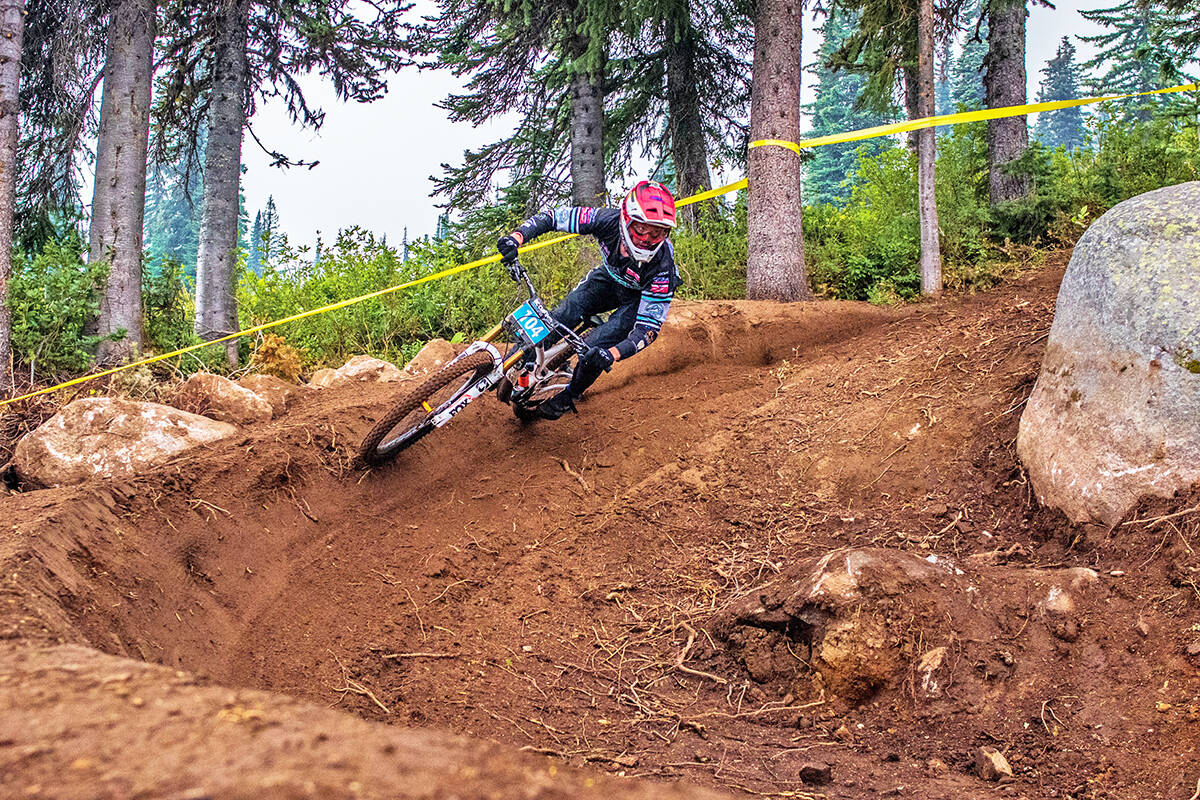 26604242_web1_210924-GNG-LangfordMtnBikeProgram-MountainBikingNolan_2