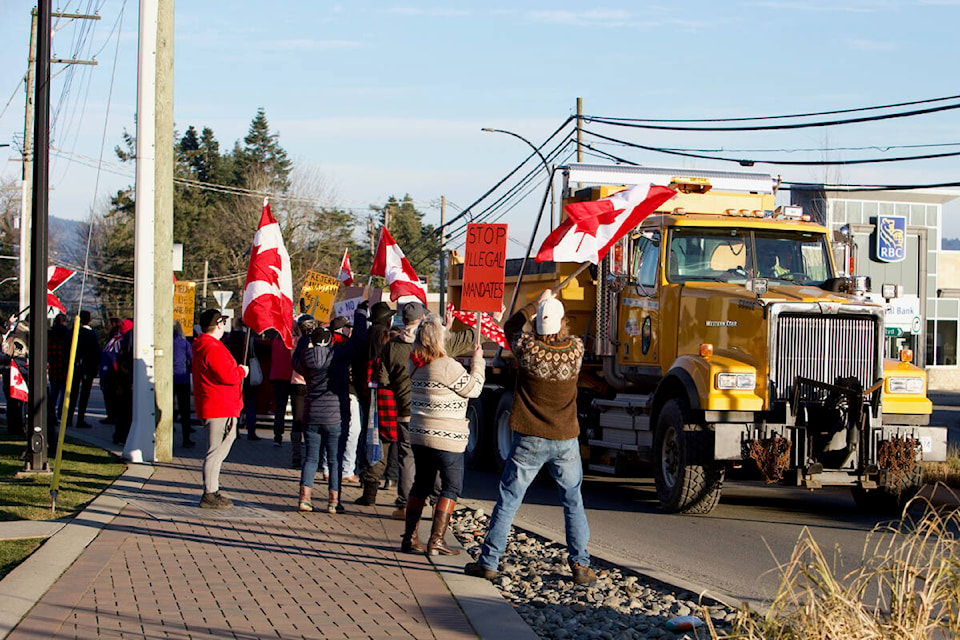 27965069_web1_220202-SNM-freedom-rally-pics-pics_4