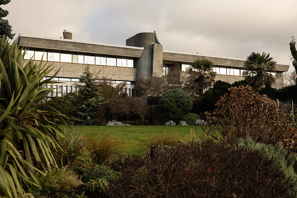 250106-sne-saanich-municipal-hall-arnold-lim-001