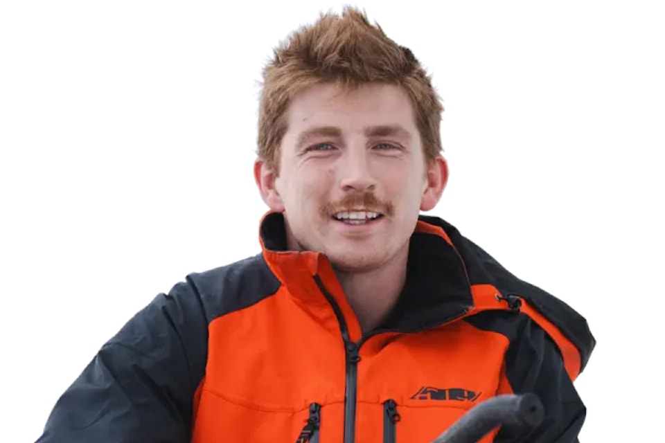 241121-saa-sledder-dude-vote
